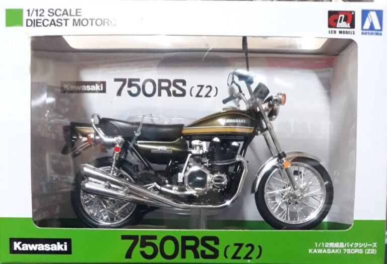 MOTO BIKE KIT AOSHIMA 1/12 KAWASAKI 750 ROAD STAR Z II N°NB
