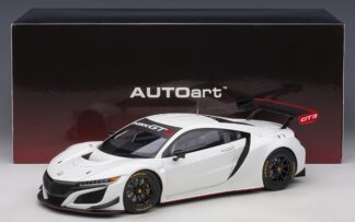 AutoArt 1:18 diecast model - Honda NSX GT3 2018 (White) - #81898