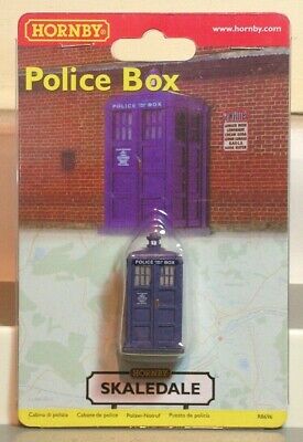 R8696 Hornby Police Box
